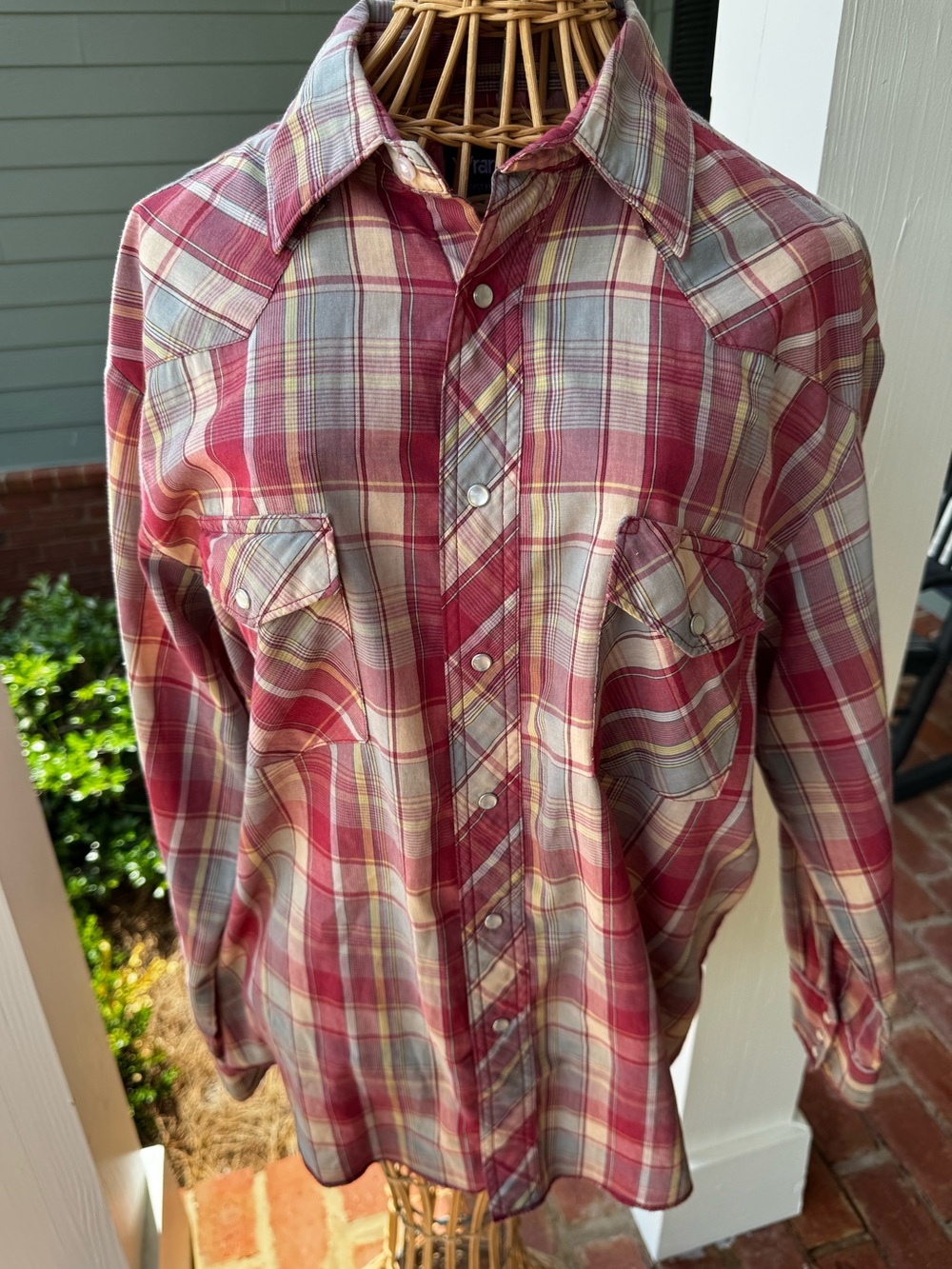 Vintage Wrangler Western Pearl Snap Plaid Shirt Men’s M 70s 80s
